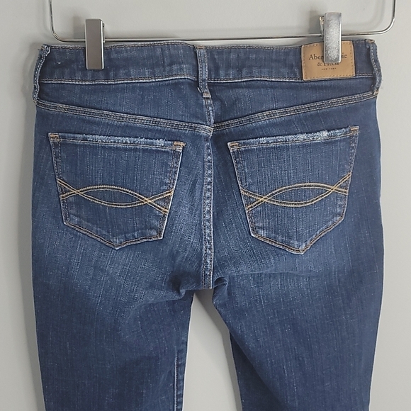 Abercrombie & Fitch Low Rise Skinny Blue Jeans 2R 27 x 31 - Picture 1 of 10